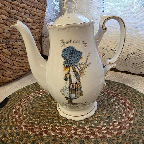 Holly Hobbie Other - Vintage Holly Hobbie Teapot 9", "Start Each Day In A Happy Way" White 1973